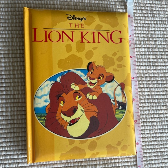 Treasury of Disney Classics in Musical Box - Picture 8 of 13